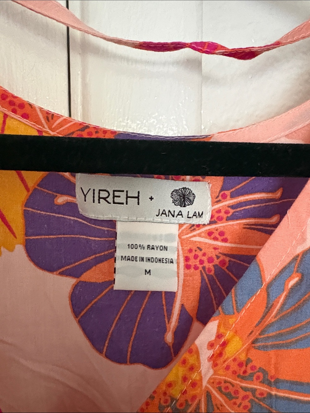 YIREH Jana Lam Pink Floral Romper - Picture 2 of 4